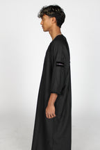 Charcoal Linen thobe — side view